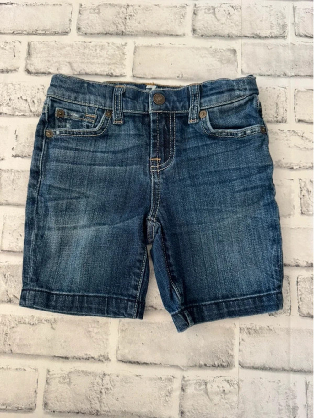 Girl’s 7 for all Mankind Jean shorts size 6X